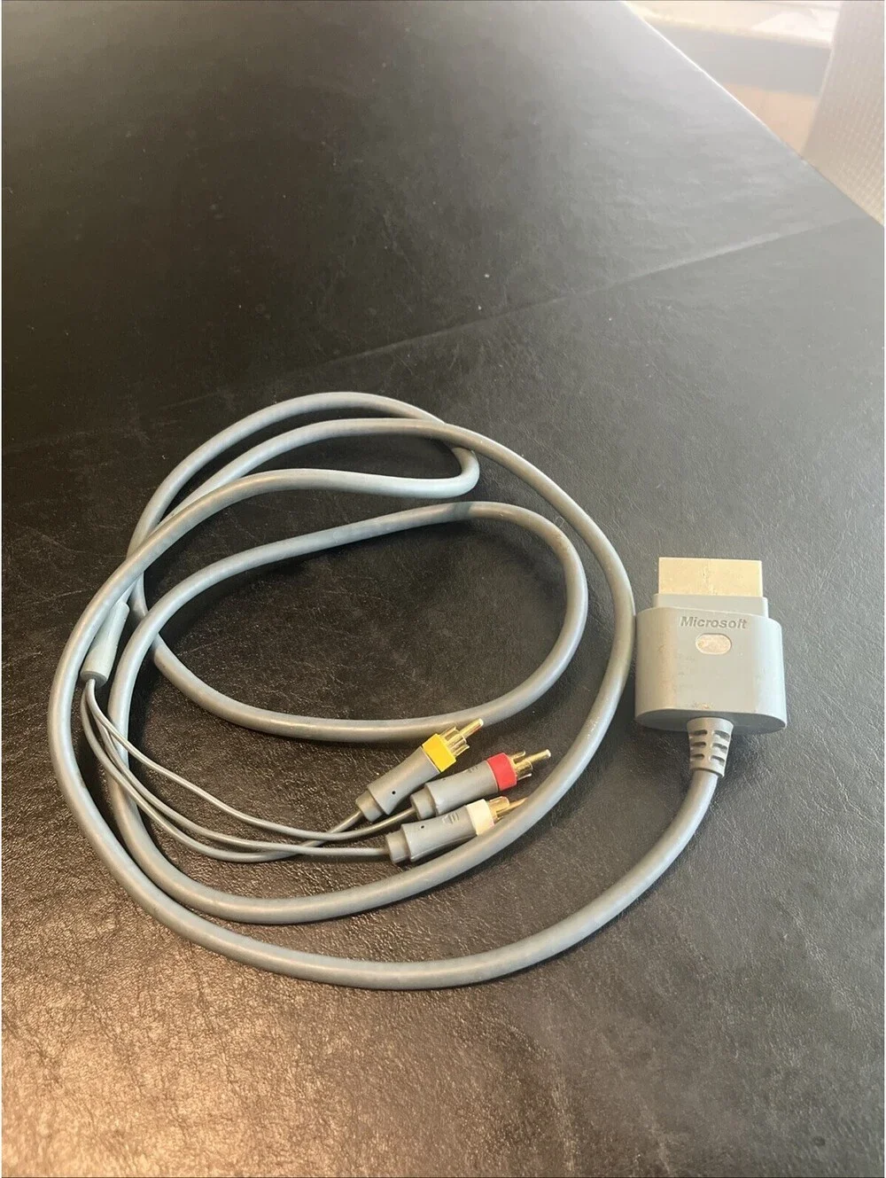 Genuine OEM Microsoft XBOX 360 Composite GREY AV Cable X810972-001 Tested